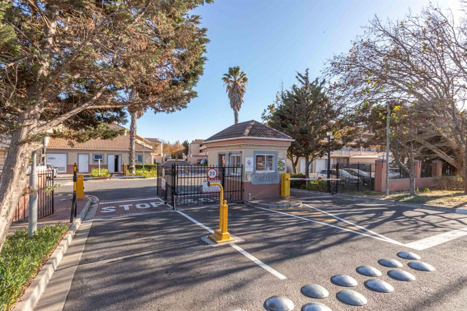 Anfield Village In Pinelands Cape Town